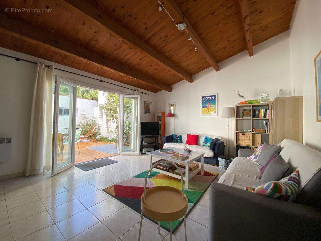 Maison à LES MATHES