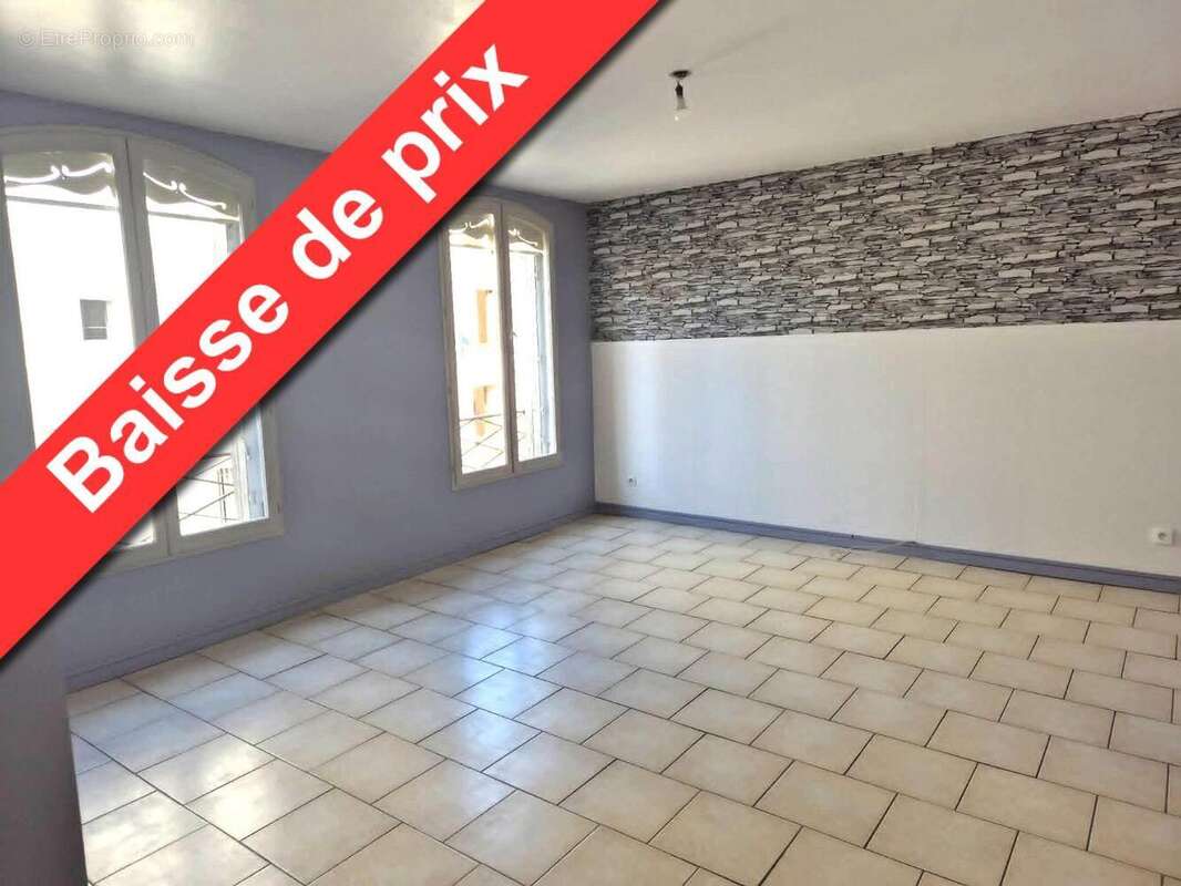   - Appartement à DRAGUIGNAN