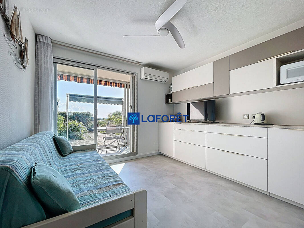 Appartement à CARQUEIRANNE