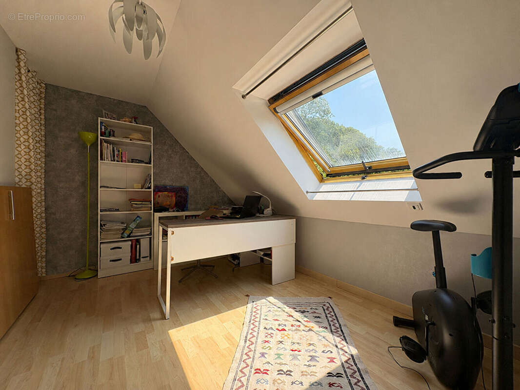 Maison - 8 pièces - Pont L Abbé - photo 9
