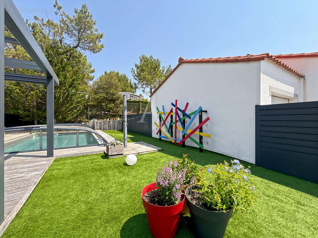 Maison 90 m² à Saint-Jean-De-Monts  - photo 12