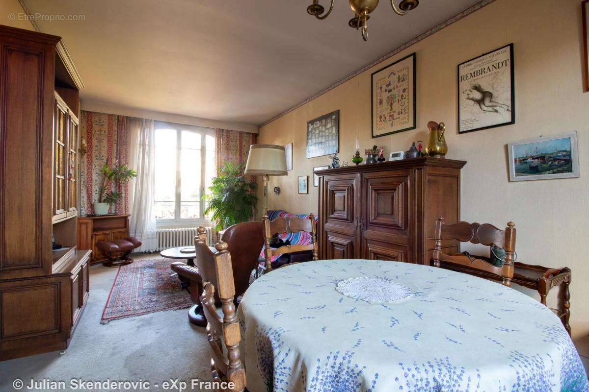 Maison à DEUIL-LA-BARRE