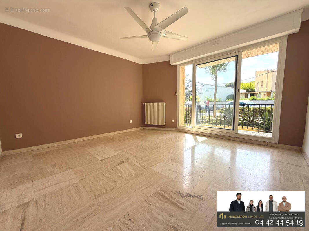 Appartement 59 m² à Martigues  - photo 5