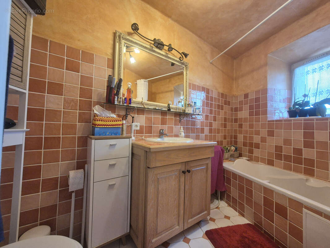 Maison à BAUDINARD-SUR-VERDON