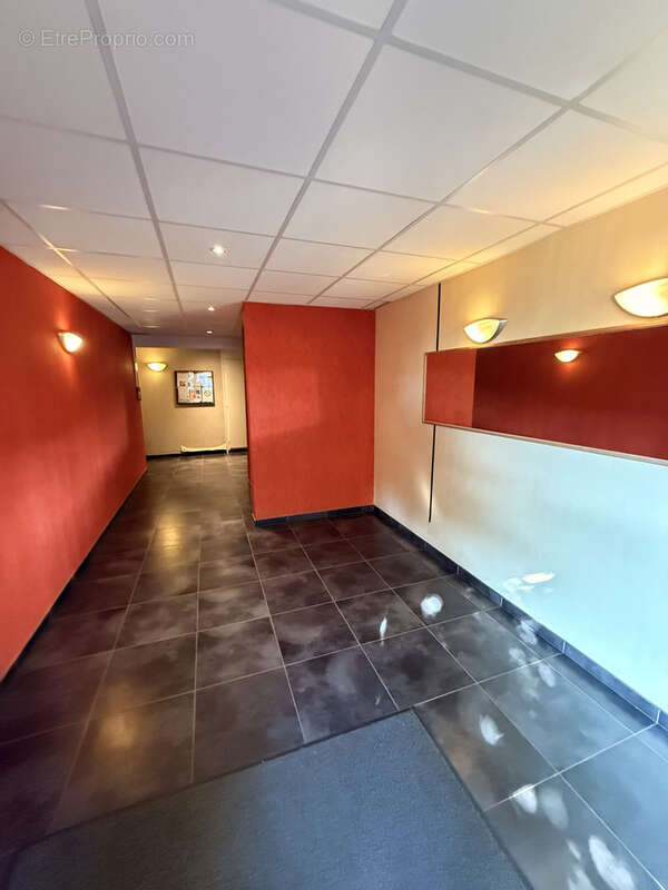 À VENDRE   Appartement T2 avec balcon, 2 parkings   Résidence sécurisée à Achicourt - photo 6