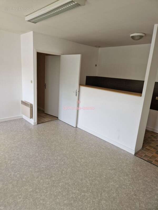 Commerce 91 m² à Poitiers  - photo 68