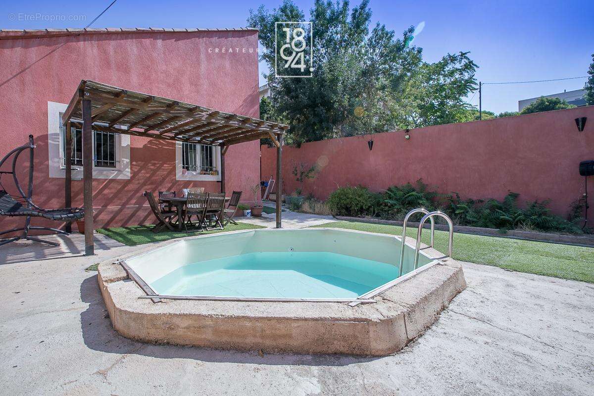 Maison 130 m2 t5 + dependance 32 m2 piscine terrain 665m2 au calme - photo 14