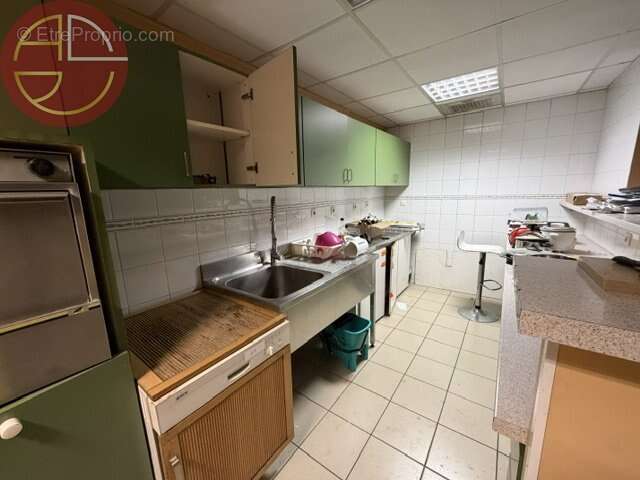 Commerce 669 m² à Castanet-Tolosan  - photo 7