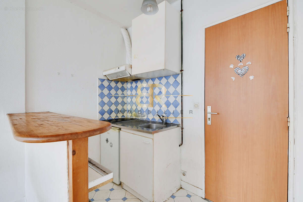 Appartement à PARIS-10E
