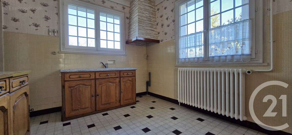 Maison à CLOYES-SUR-LE-LOIR