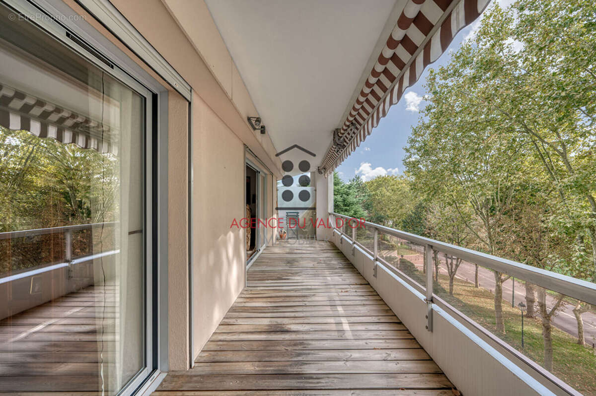 Appartement à SAINT-CLOUD