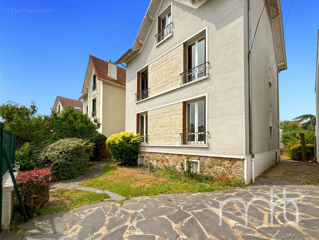 Maison à BOIS-COLOMBES