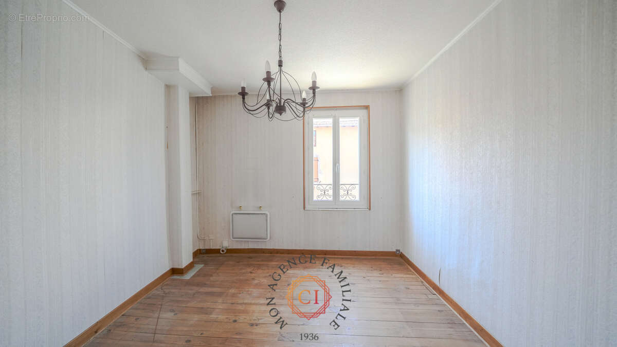 Maison 6 pièces de 125 m2 - photo 6