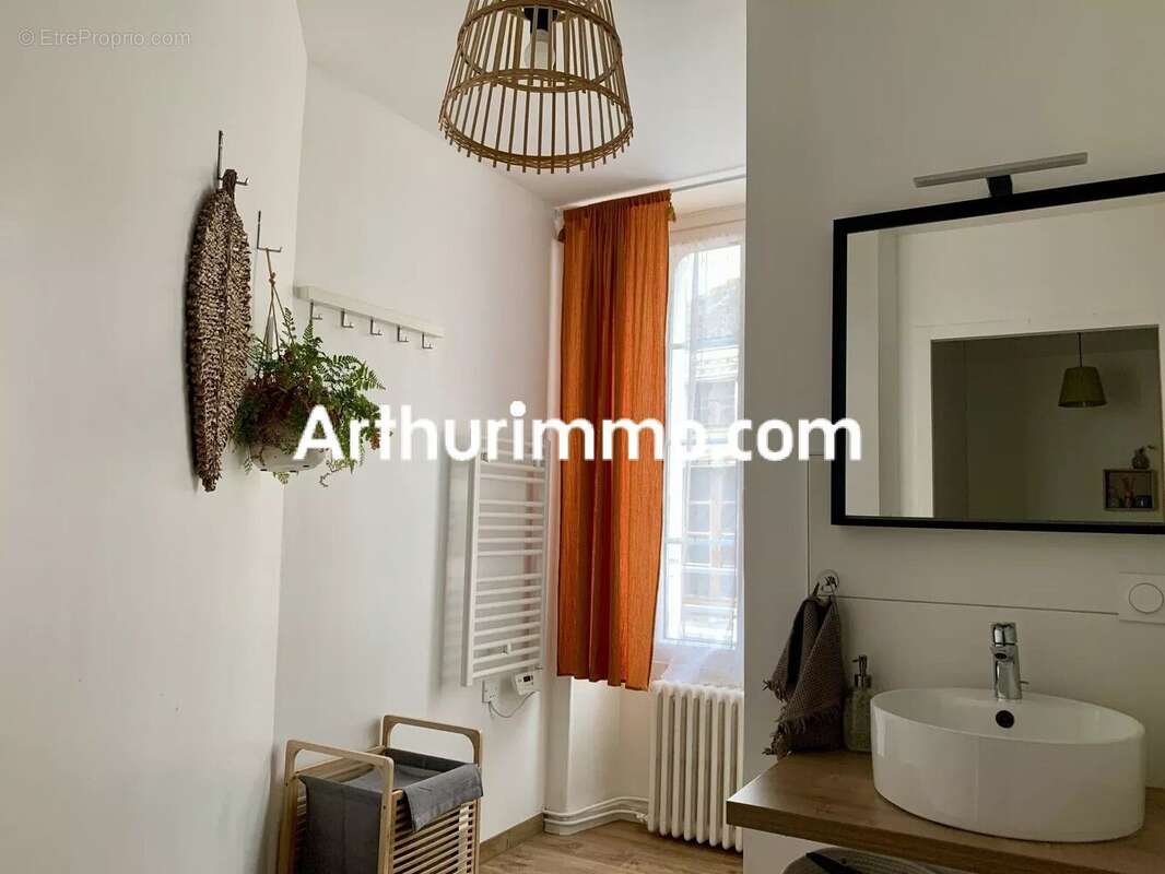 Maison à MAULEON