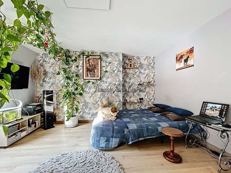 Appartement à LA CHARTRE-SUR-LE-LOIR