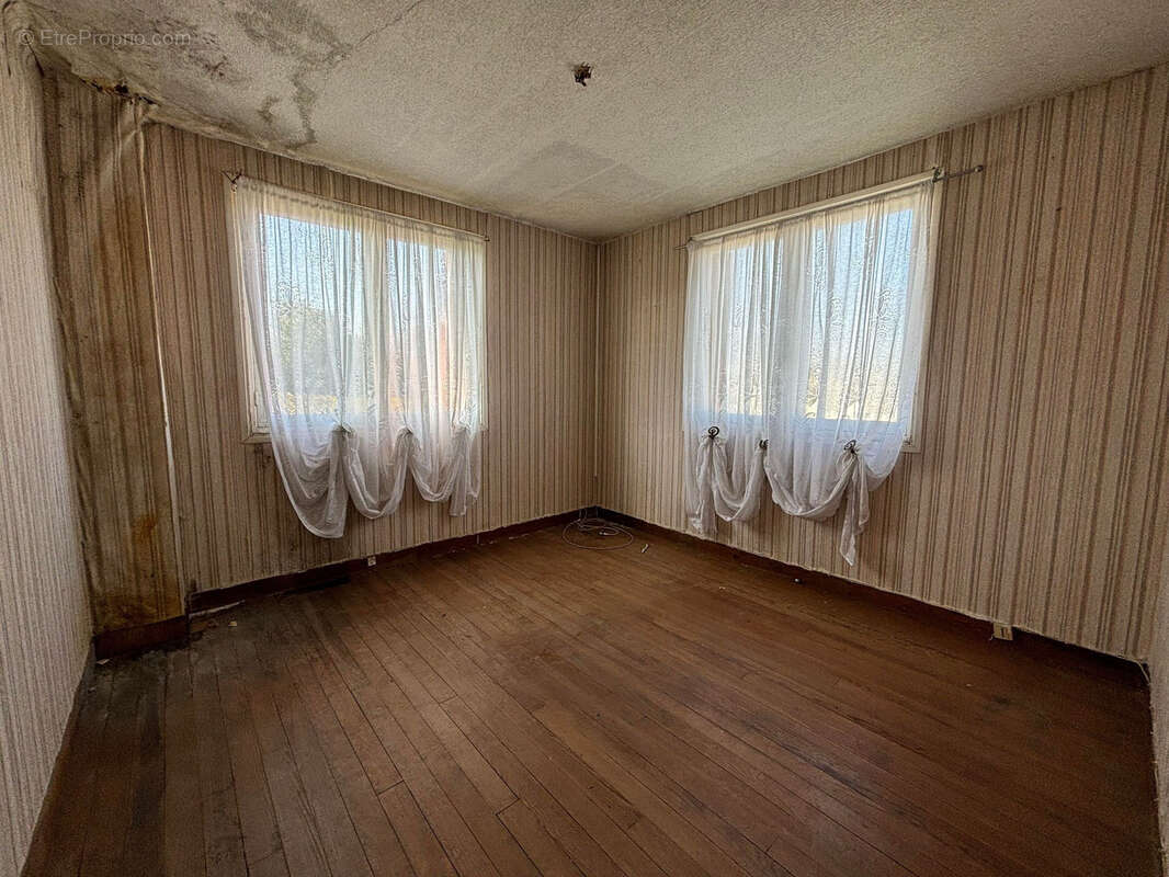 Maison à CRECY-EN-PONTHIEU