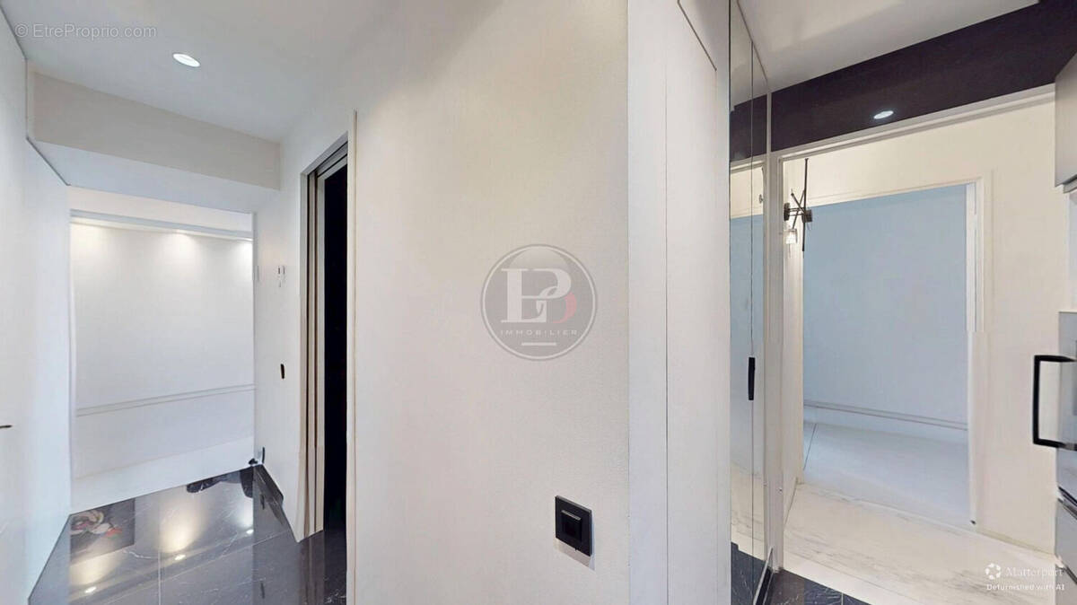 Appartement à NEUILLY-SUR-SEINE