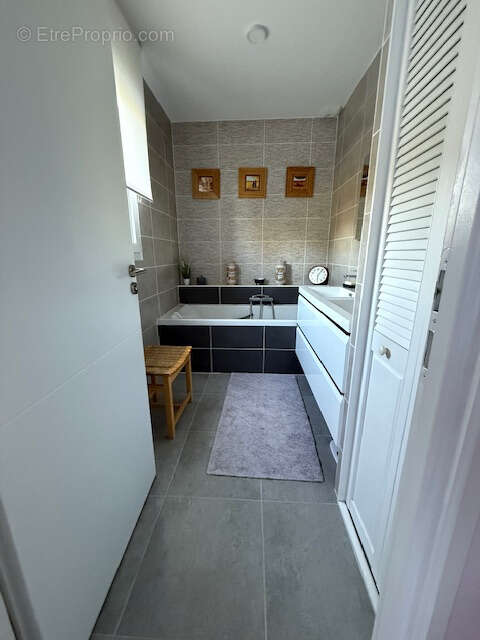 Maison à SAINT-DREZERY