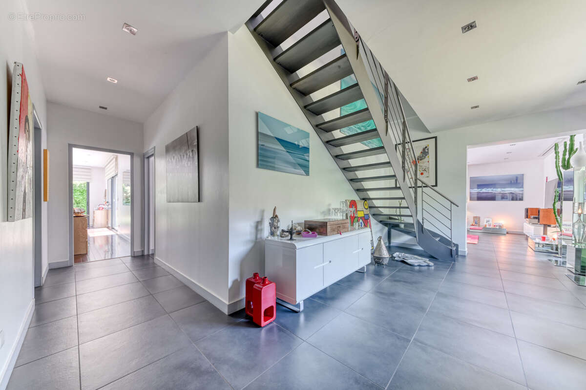 Maison à CHAZAY-D&#039;AZERGUES