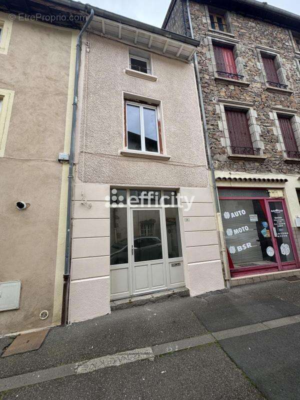 Maison à COURPIERE