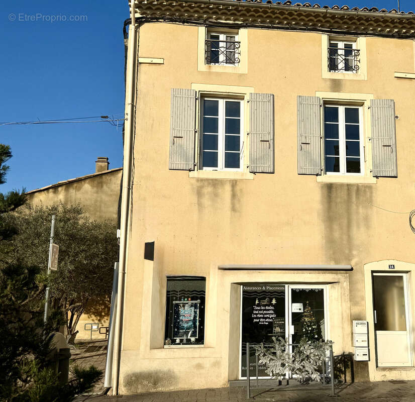 Appartement à PIERRELATTE