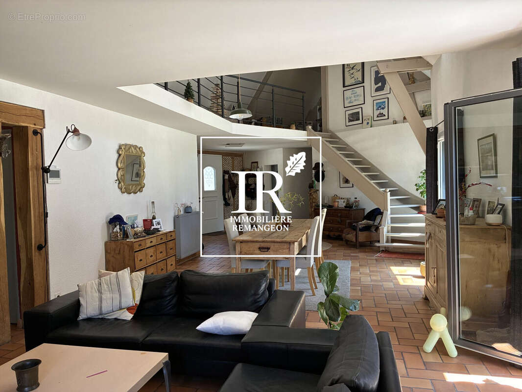 Maison 199 m² à Vannes-Sur-Cosson  - photo 9