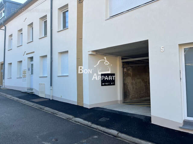 Appartement à LEXY
