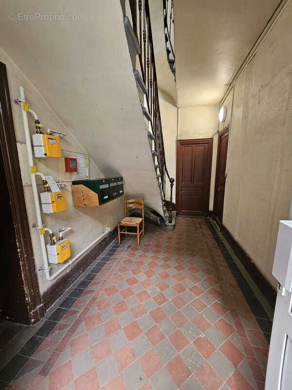 Appartement à BOURG-DE-THIZY