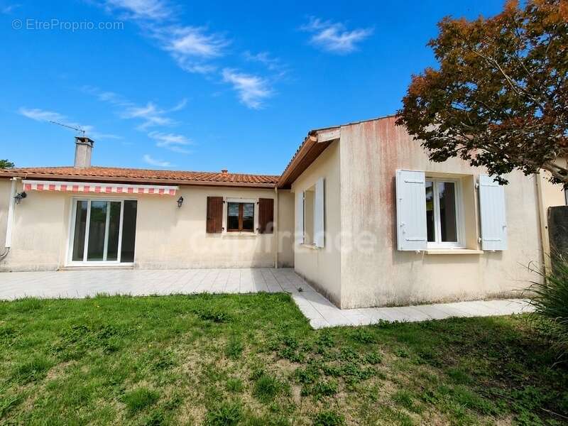 Maison à SAINT-SULPICE-DE-ROYAN