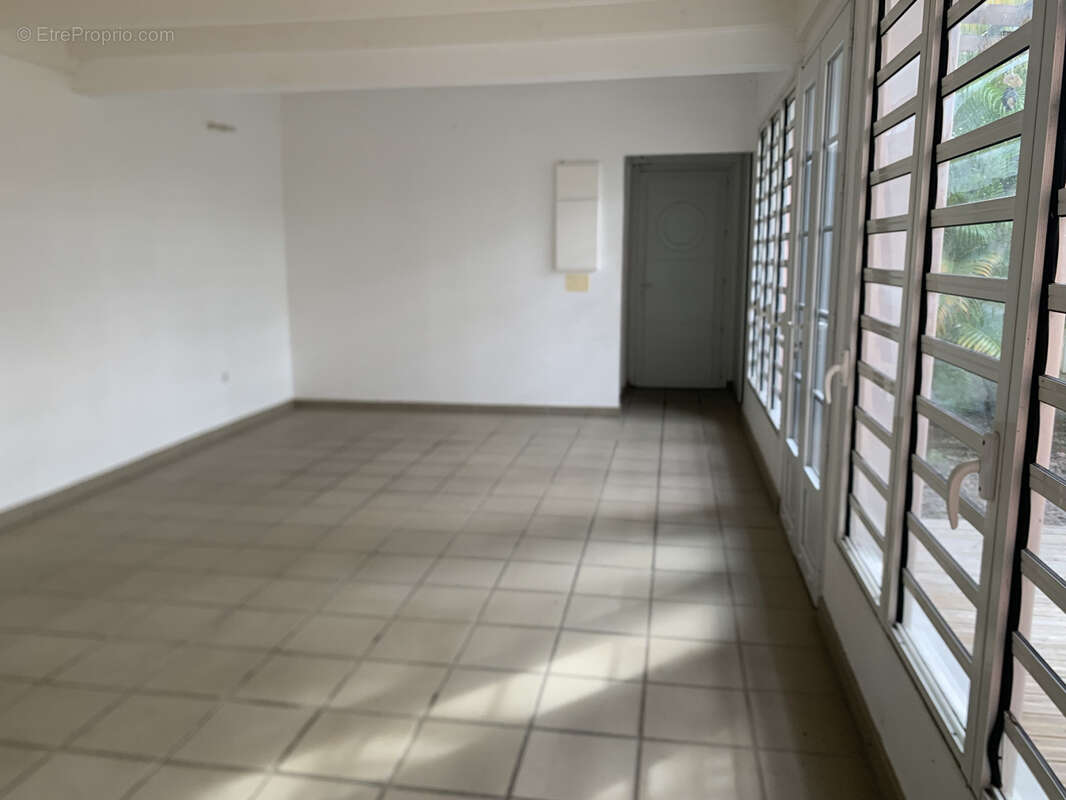 Maison à LES TROIS-ILETS