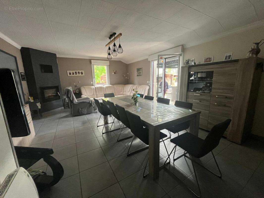 Maison à SAINT-MEEN-LE-GRAND