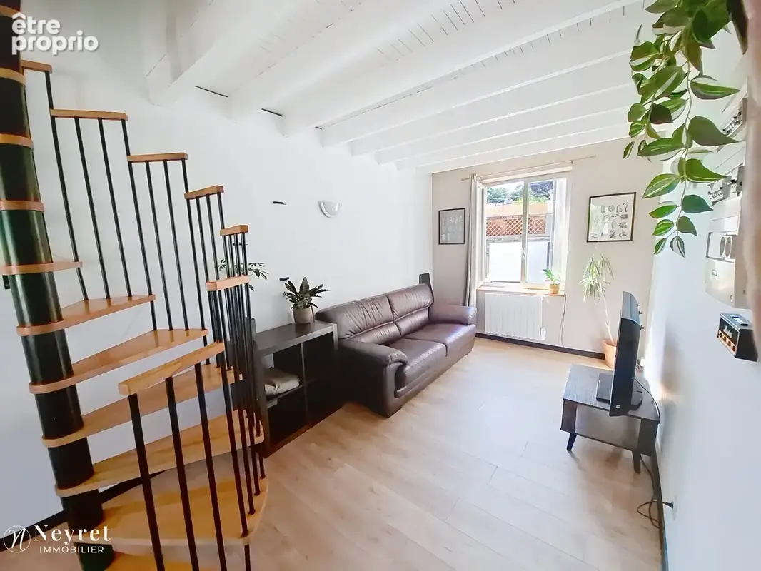 Appartement à VERNAISON