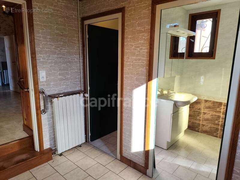 Maison à TOULON-SUR-ARROUX