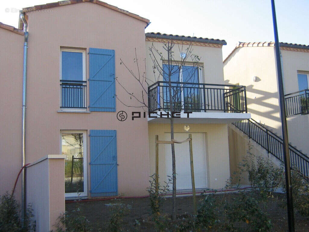 Appartement à BOURG-SAINT-ANDEOL
