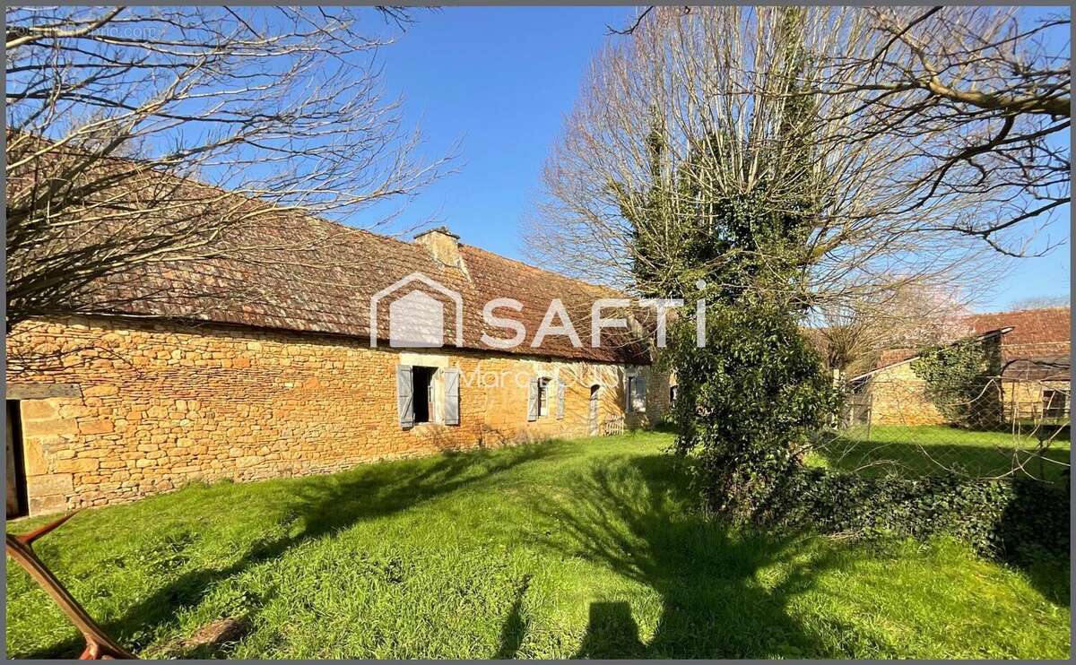 Maison 263 m² à Calviac-En-Perigord  - photo 4