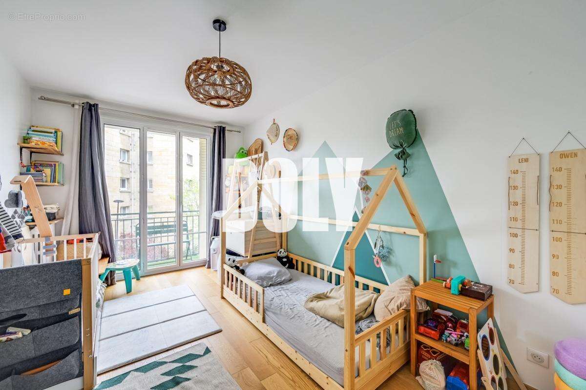 Appartement à PARIS-20E