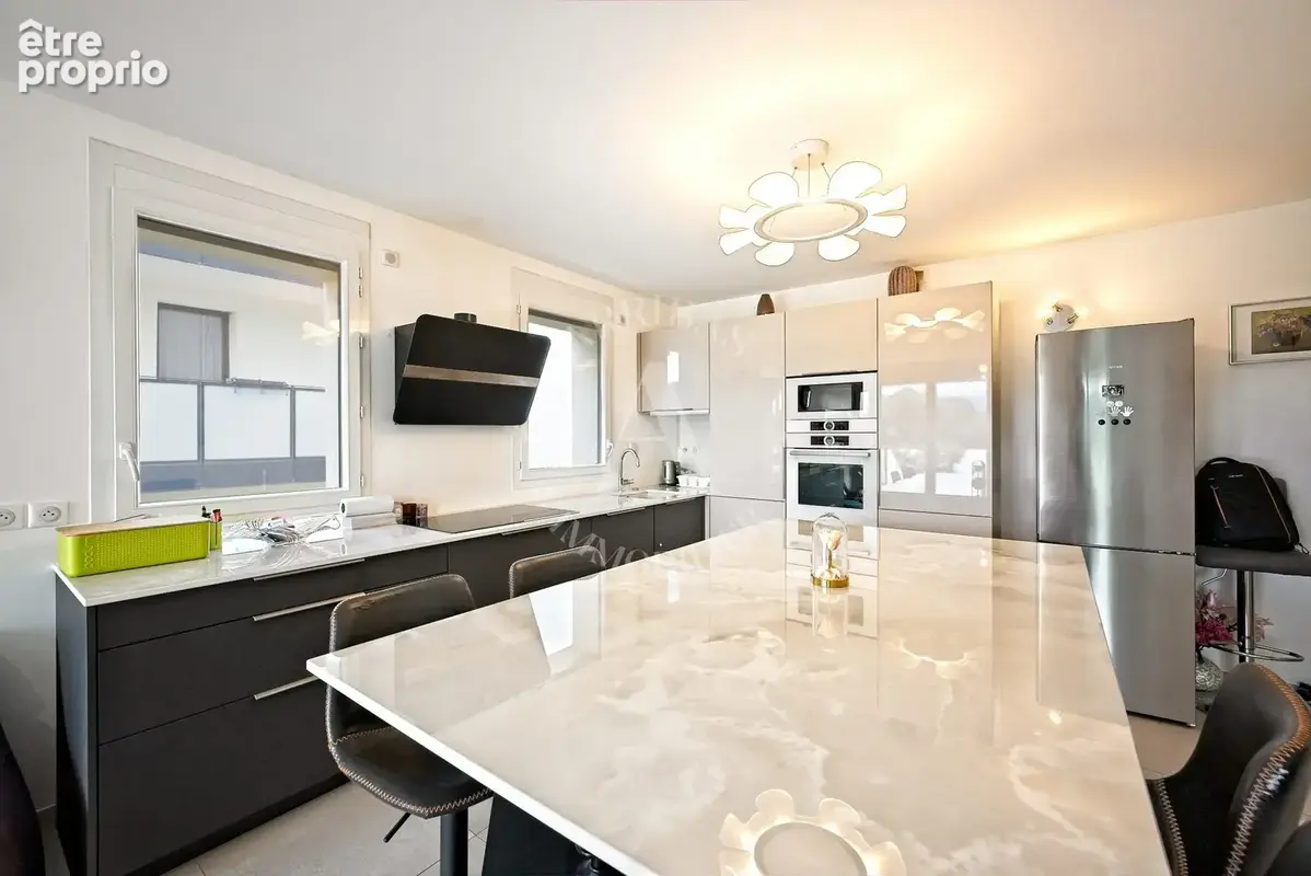Appartement 84 m² à Ferney-Voltaire  - photo 4