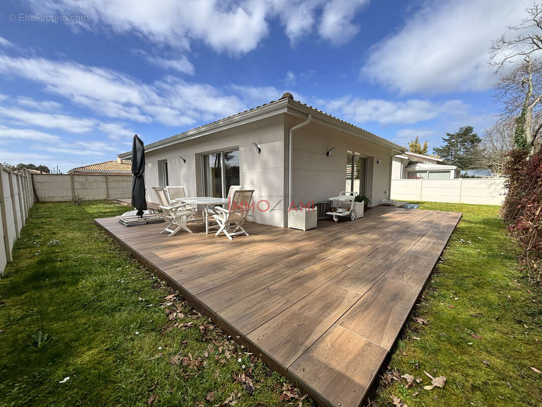 Maison à GUJAN-MESTRAS