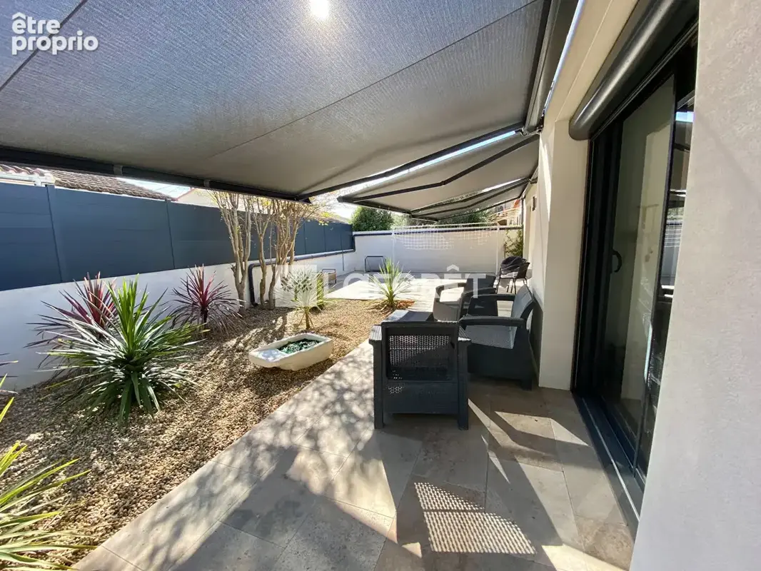 Villa plain pied avec jardin, garage, et piscine à Monplaisir Arles - photo 5