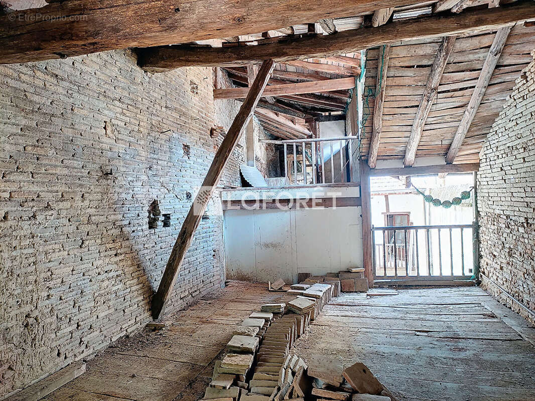 Maison à CASTELSARRASIN