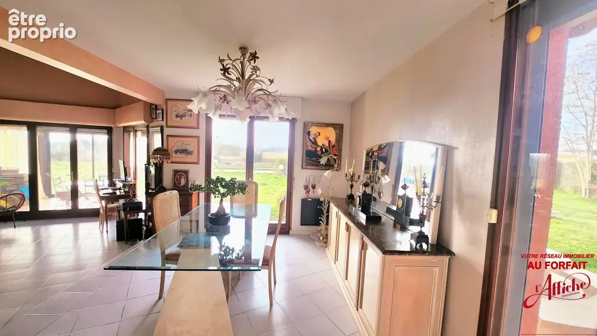 villa d'architecte de 255 m² sur 2700 m² de terrain - photo 9