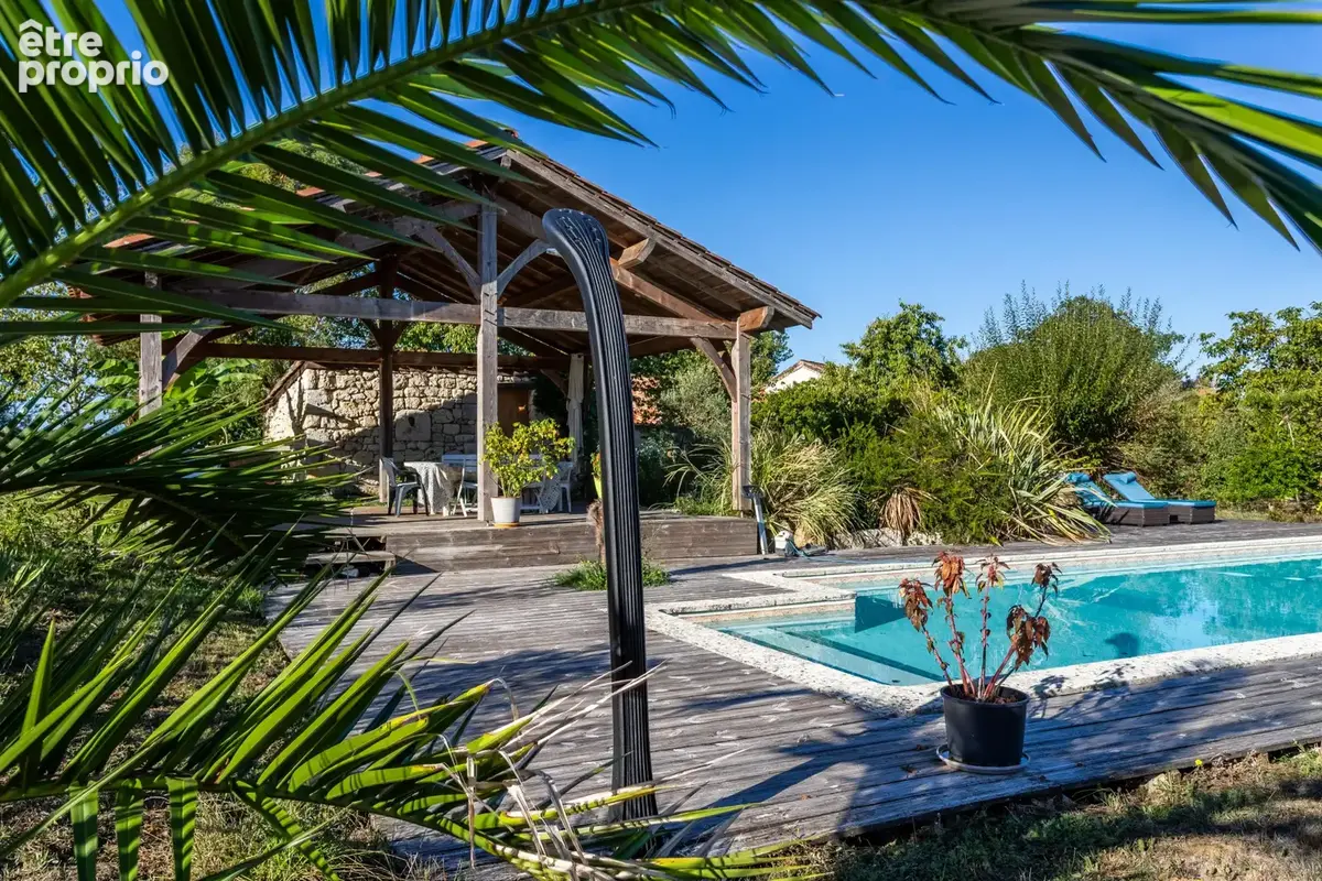 Maison de campagne avec annexe, piscine et terrain - photo 11