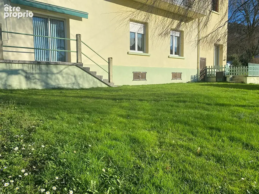 Appartement en rez de chaussée sur les hauteurs de Salins -Les-Bains - photo 6