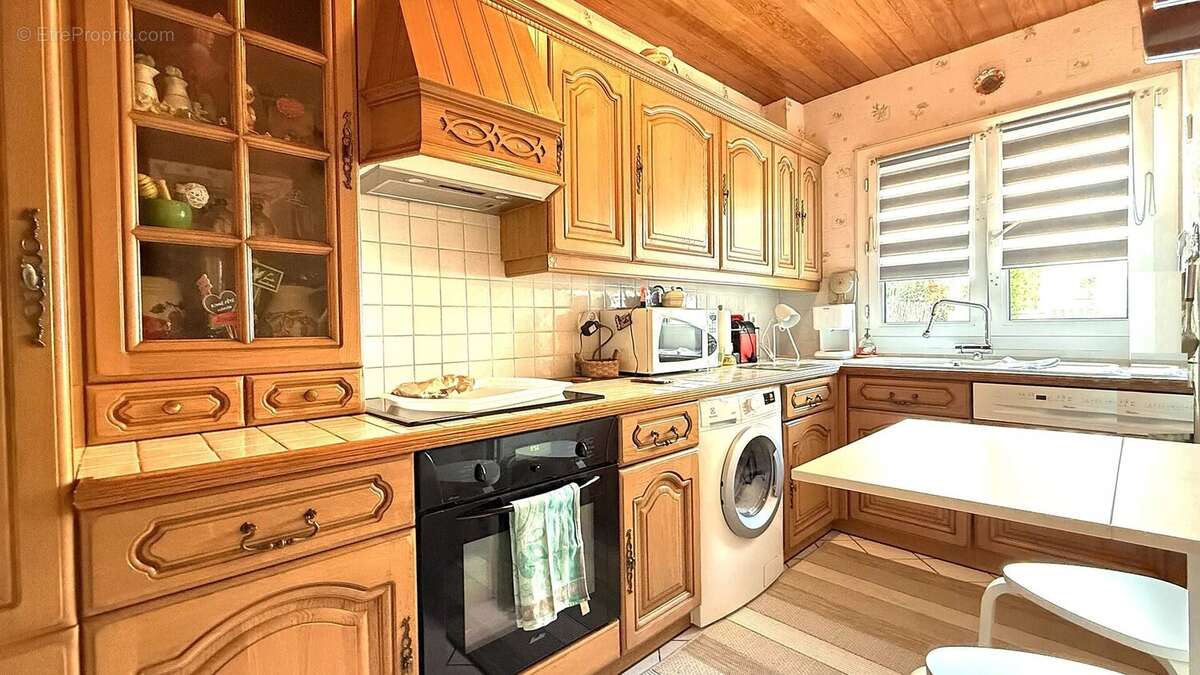 Maison à MONTIGNY-LE-BRETONNEUX