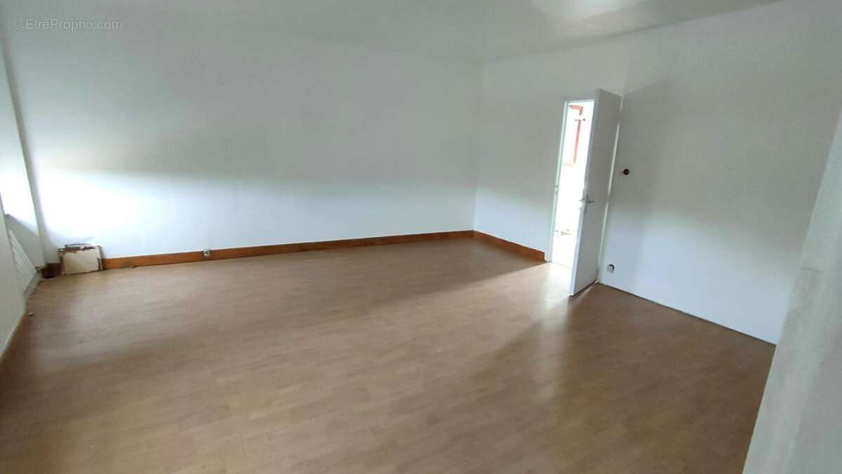 Appartement à MORTAGNE-SUR-SEVRE