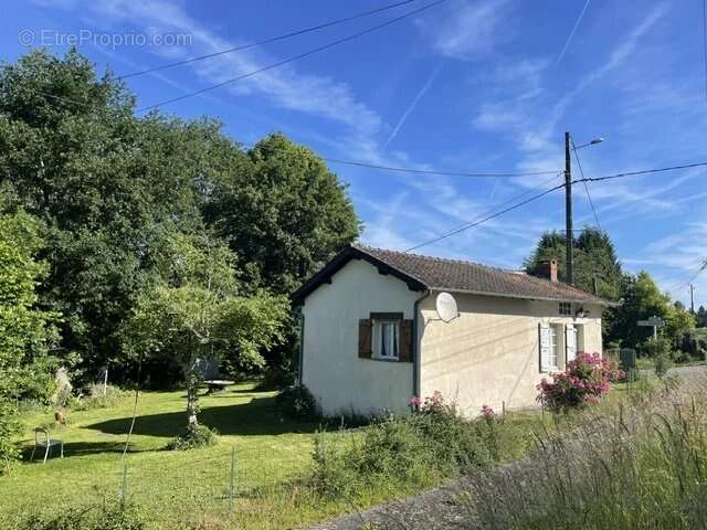 Maison à ROCHECHOUART