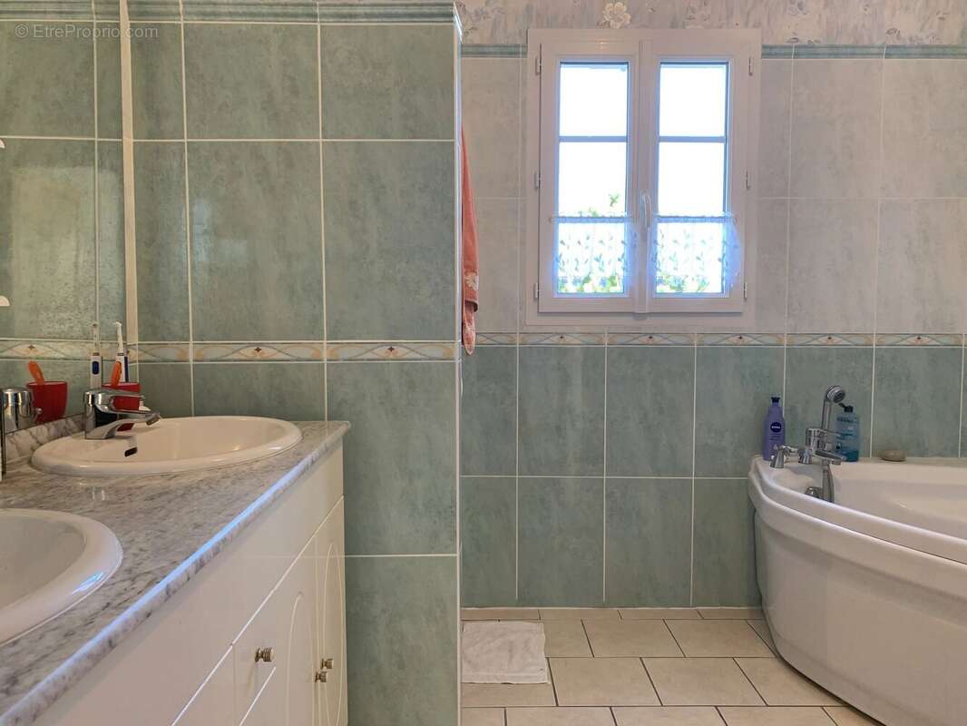 Maison à BECHERESSE