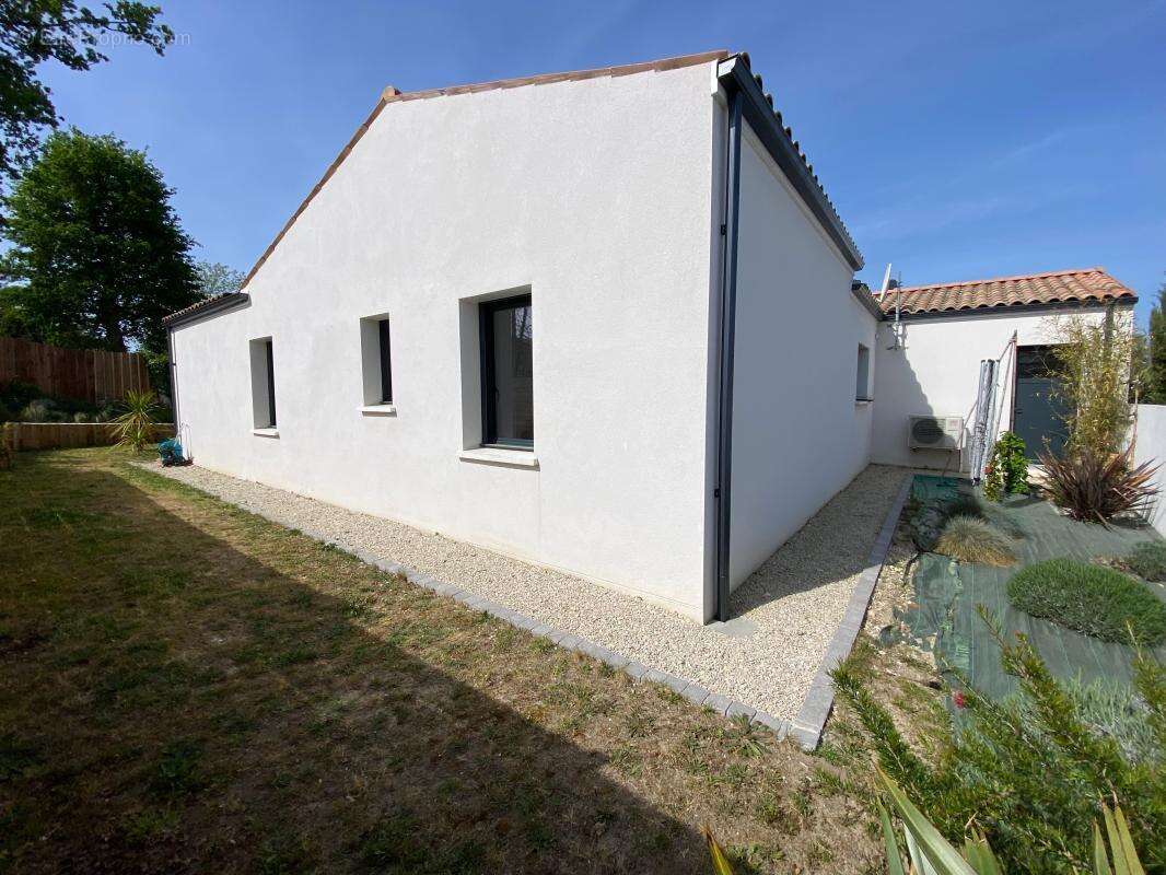 Maison à LES MATHES