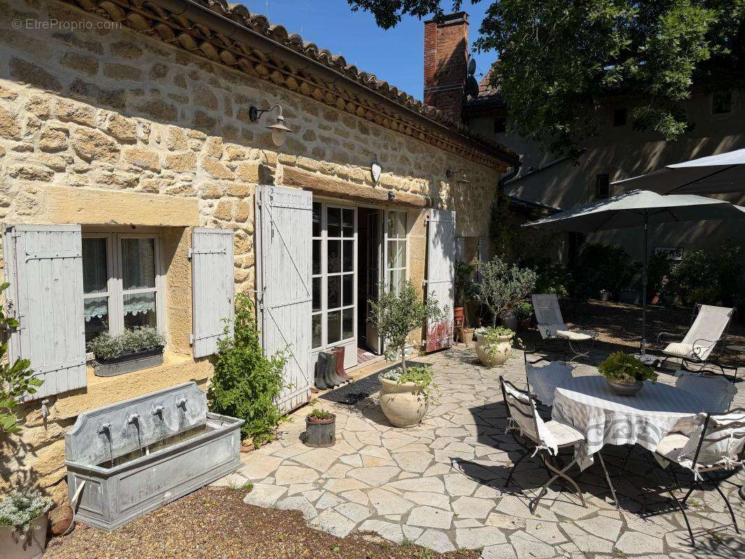 Maison à VERS-PONT-DU-GARD