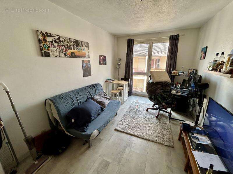 Appartement à LONS